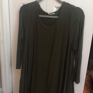 Tunic dress with pockets